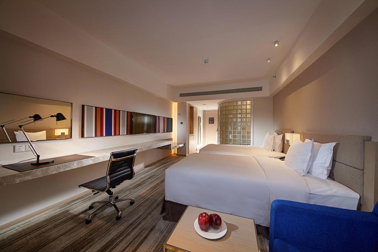 Holiday Inn Express Shenyang Tawan, An Ihg Hotel Экстерьер фото