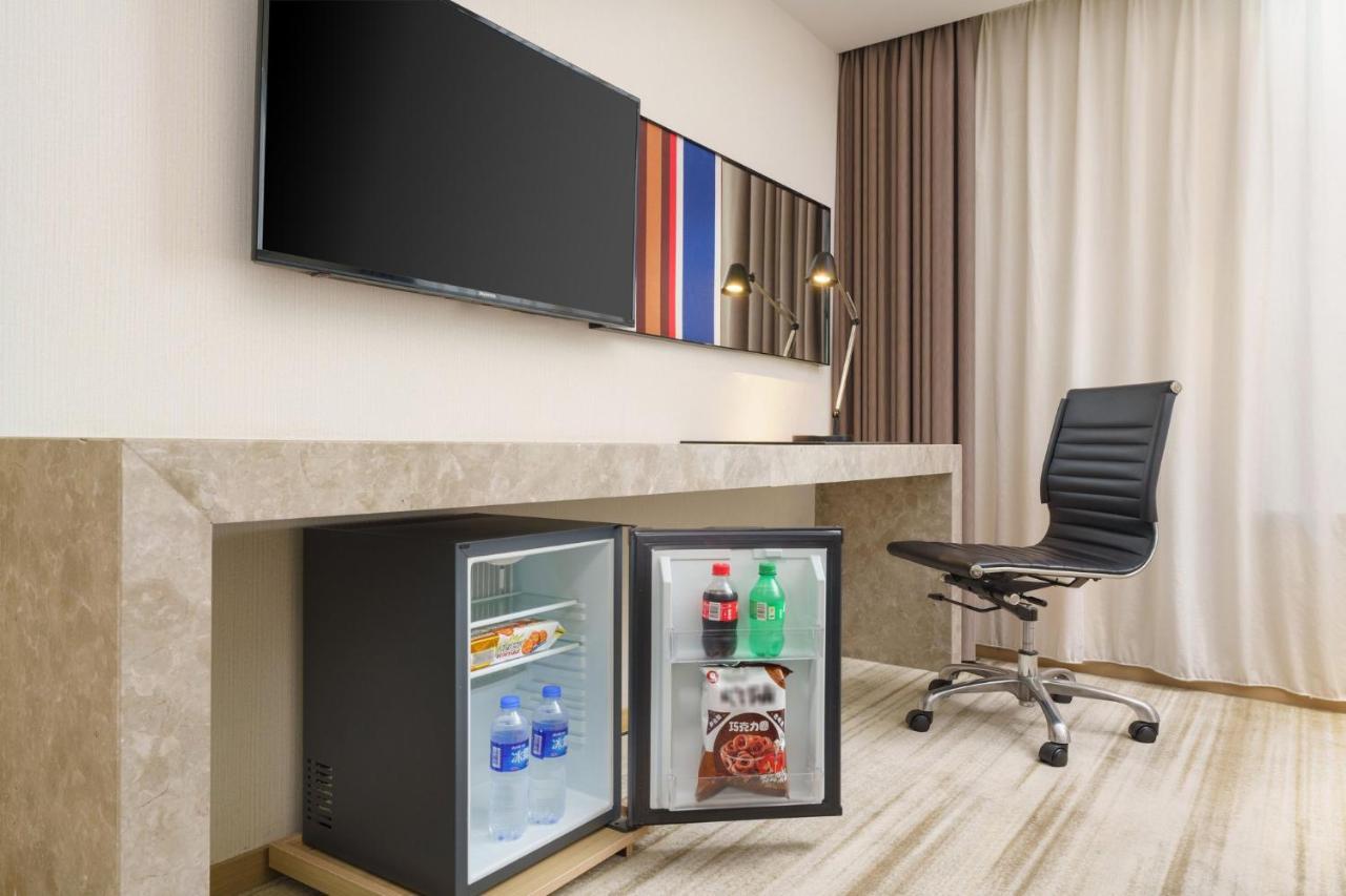 Holiday Inn Express Shenyang Tawan, An Ihg Hotel Экстерьер фото
